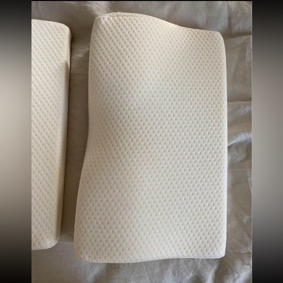 NEW ORTOTEX Chiropractic Pillows (set of 2) - Picture 9 of 10